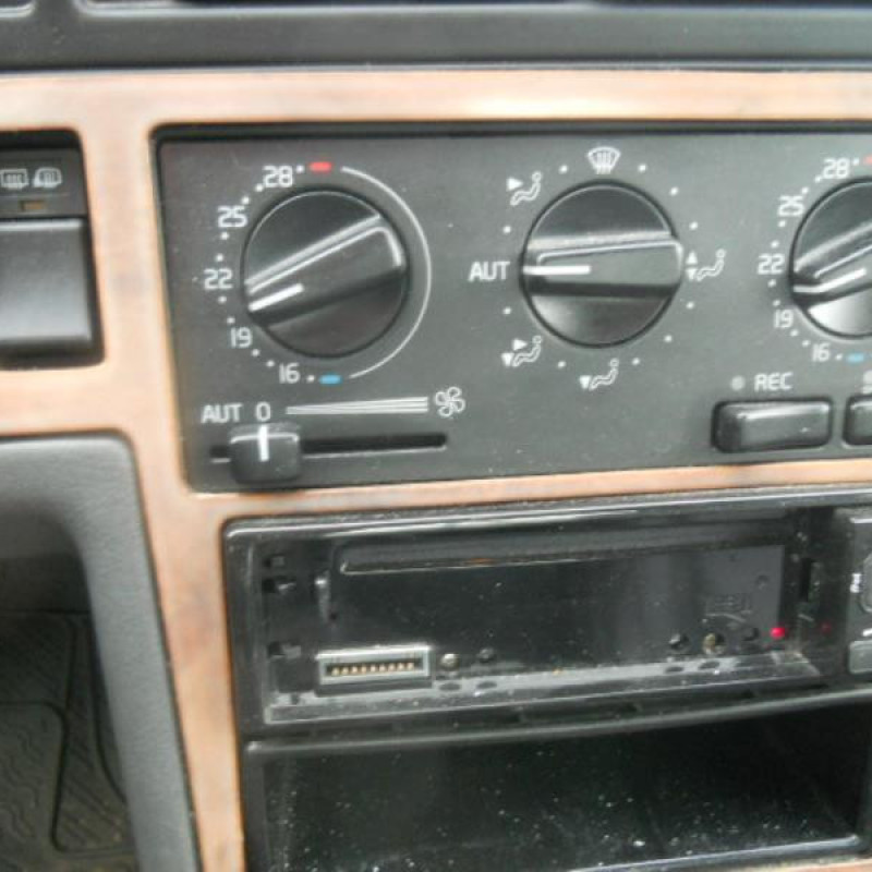 Porte avant gauche VOLVO 850 Photo n°10