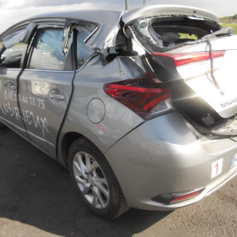 Horloge TOYOTA AURIS 2 Photo n°9