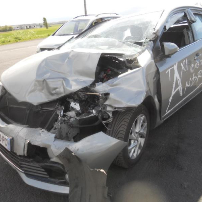 Serrure avant droit TOYOTA AURIS 2 Photo n°4
