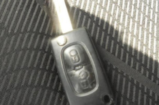 Bouton de warning PEUGEOT 308 1
