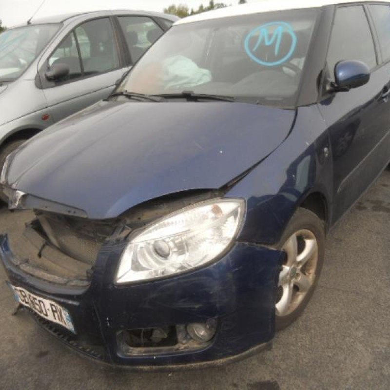 Bras essuie glace avant gauche SKODA FABIA 2 Photo n°1