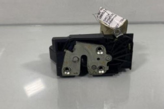 Serrure avant droit DACIA SANDERO 2
