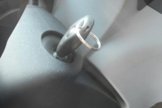 Serrure avant droit DACIA SANDERO 2