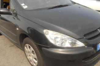 Bras essuie glace avant droit PEUGEOT 307