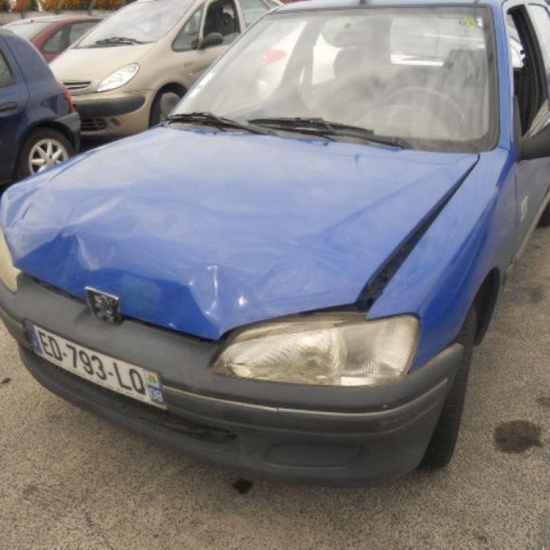 Bras essuie glace avant droit PEUGEOT 106 Photo n°1