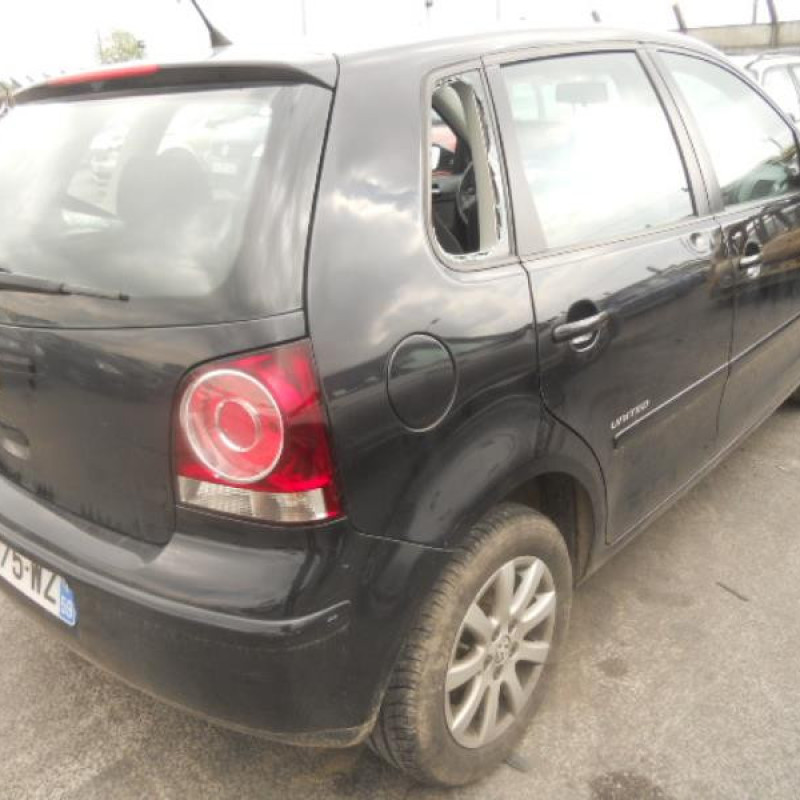 Bras essuie glace avant droit VOLKSWAGEN POLO 4 Photo n°3