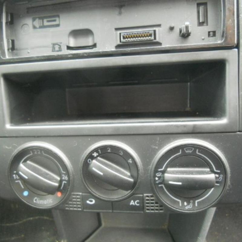 Bras essuie glace avant droit VOLKSWAGEN POLO 4 Photo n°7