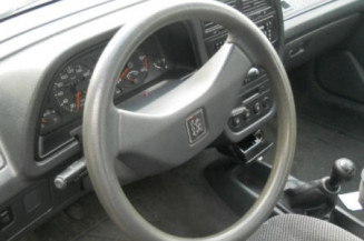 Bras essuie glace avant droit PEUGEOT 306
