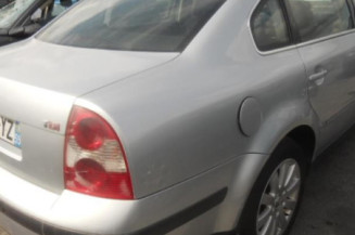 Retroviseur droit VOLKSWAGEN PASSAT 4