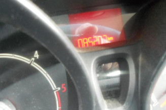 Bras essuie glace avant gauche FORD FIESTA 6