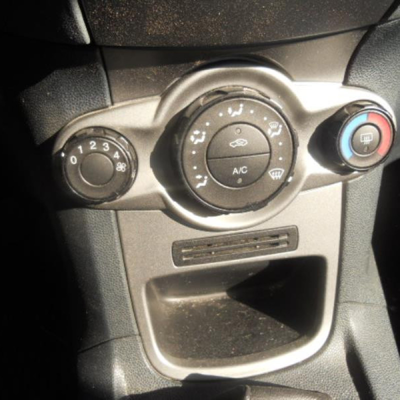 Leve vitre electrique avant droit FORD FIESTA 6 Photo n°8