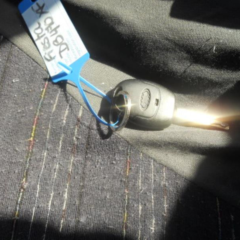 Leve vitre electrique avant droit FORD FIESTA 6 Photo n°11