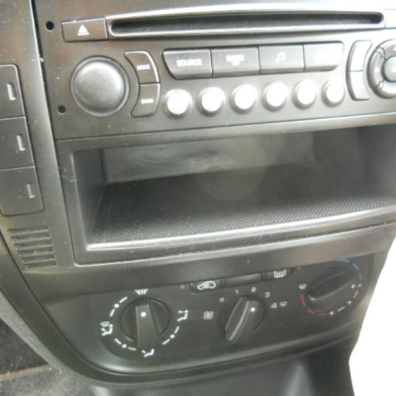 Capot CITROEN C3 1 Photo n°8