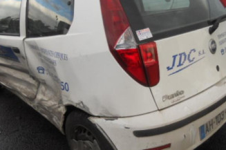 Malle/Hayon arriere FIAT PUNTO 2