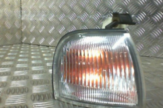 Optique avant secondaire droit (feux)(clignotant) SUZUKI BALENO 1 Photo n°1