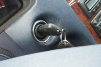 Optique avant principal gauche (feux)(phare) MERCEDES CLASSE E 210