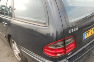 Leve vitre electrique avant gauche MERCEDES CLASSE E 210