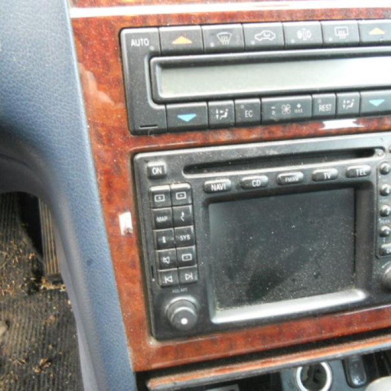 Leve vitre electrique avant gauche MERCEDES CLASSE E 210 Photo n°9