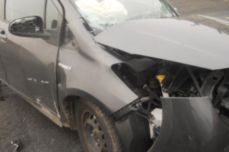 Serrure avant droit TOYOTA YARIS 3