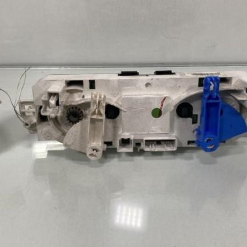 Commande chauffage RENAULT MEGANE 3 Photo n°2