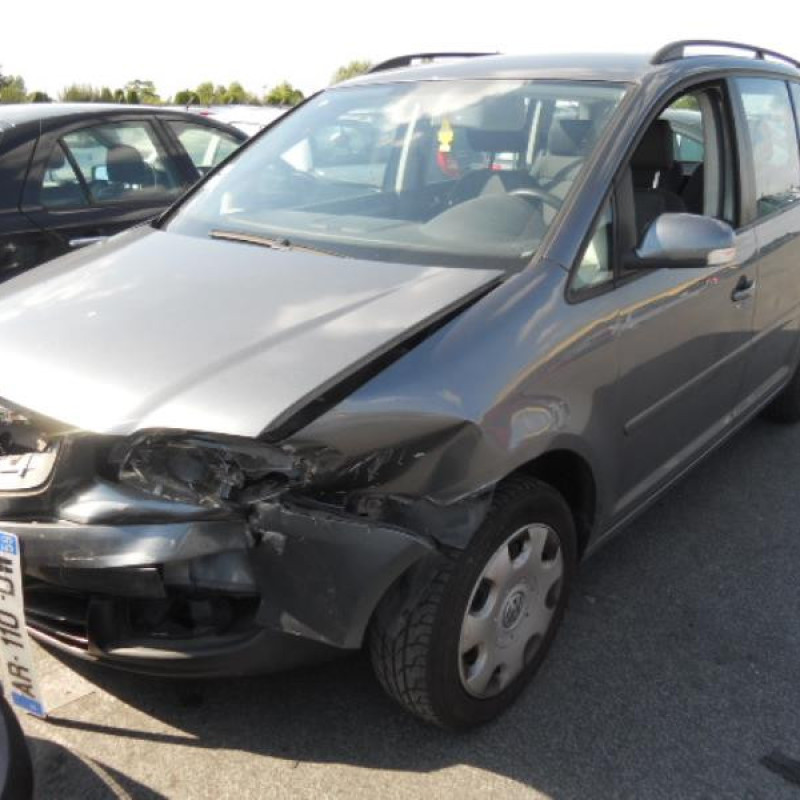 Bouton de warning VOLKSWAGEN TOURAN 1 Photo n°4