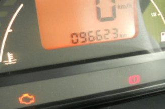 Bras essuie glace avant gauche CITROEN C2