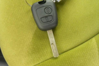 Trappe d'essence CITROEN C2
