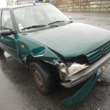 Retroviseur droit PEUGEOT 205