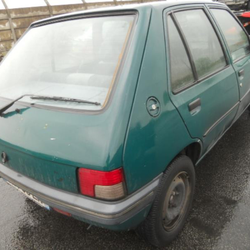 Retroviseur droit PEUGEOT 205 Photo n°3