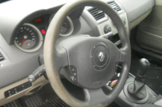 Bras essuie glace avant gauche RENAULT MEGANE 2