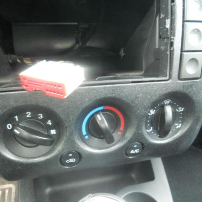 Commande chauffage FORD FIESTA 5 Photo n°9