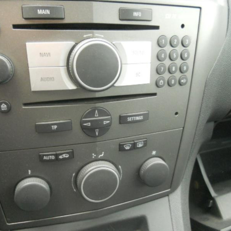 Autoradio d'origine OPEL ZAFIRA B Photo n°10