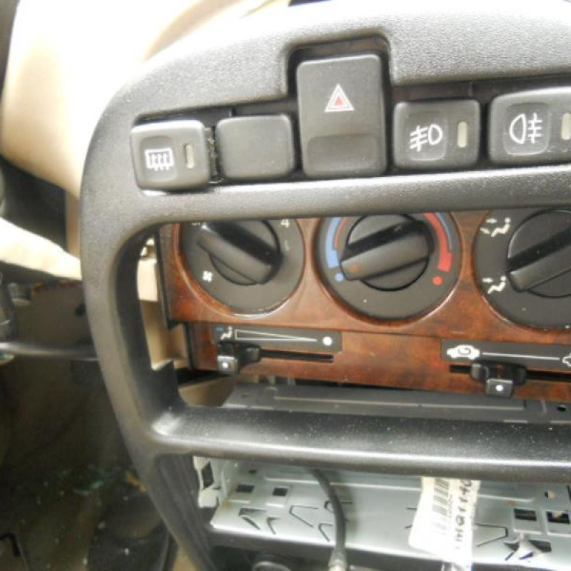 Aile avant droit ROVER 25 Photo n°9