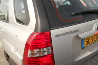 Serrure avant droit KIA SPORTAGE 2