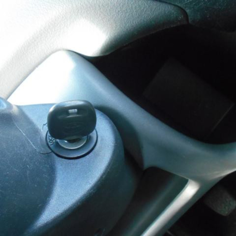 Commande chauffage TOYOTA YARIS VERSO Photo n°11