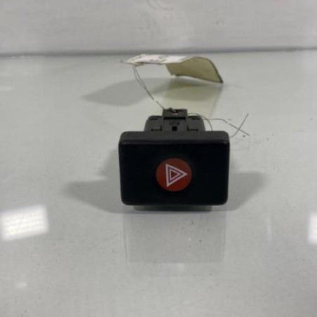 Bouton de warning DACIA LOGAN 1 Photo n°1