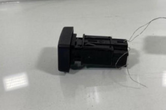 Bouton de warning DACIA LOGAN 1