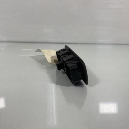 Interrupteur de leve vitre avant droit PEUGEOT 308 1