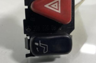 Bouton de warning MERCEDES CLASSE C 202