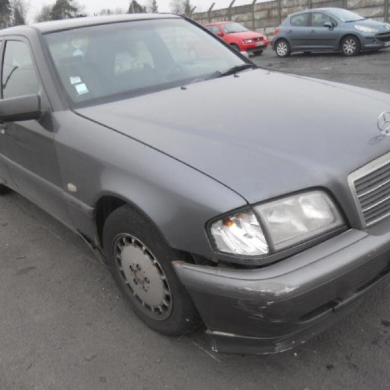 Leve vitre electrique avant droit MERCEDES CLASSE C 202 Photo n°4