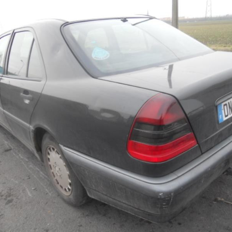 Leve vitre electrique avant droit MERCEDES CLASSE C 202 Photo n°6