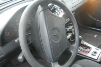 Leve vitre electrique avant droit MERCEDES CLASSE C 202