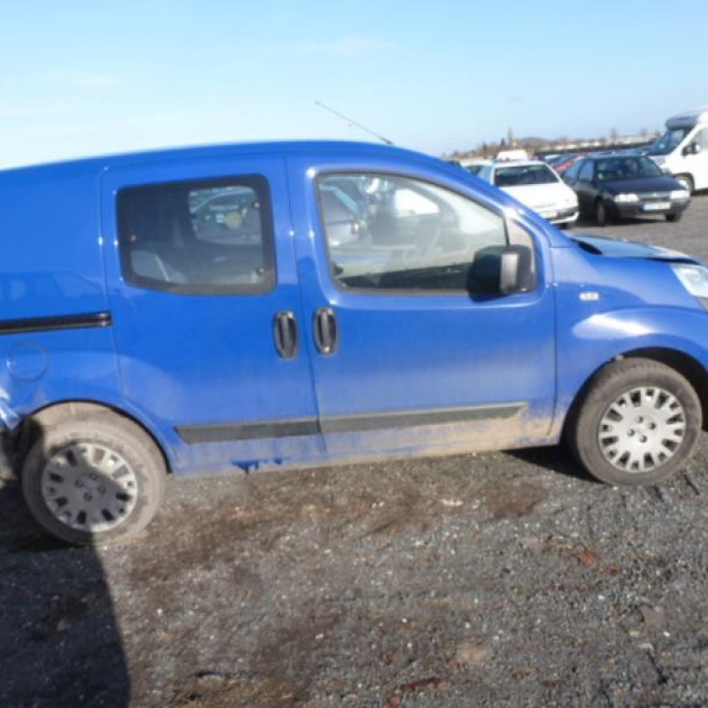 Pompe lave glace avant PEUGEOT BIPPER Photo n°5