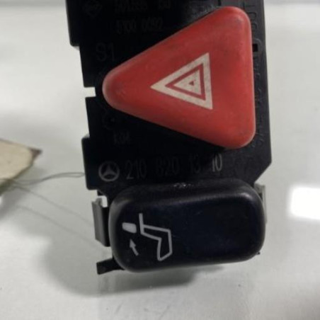 Bouton de warning MERCEDES CLASSE E 210