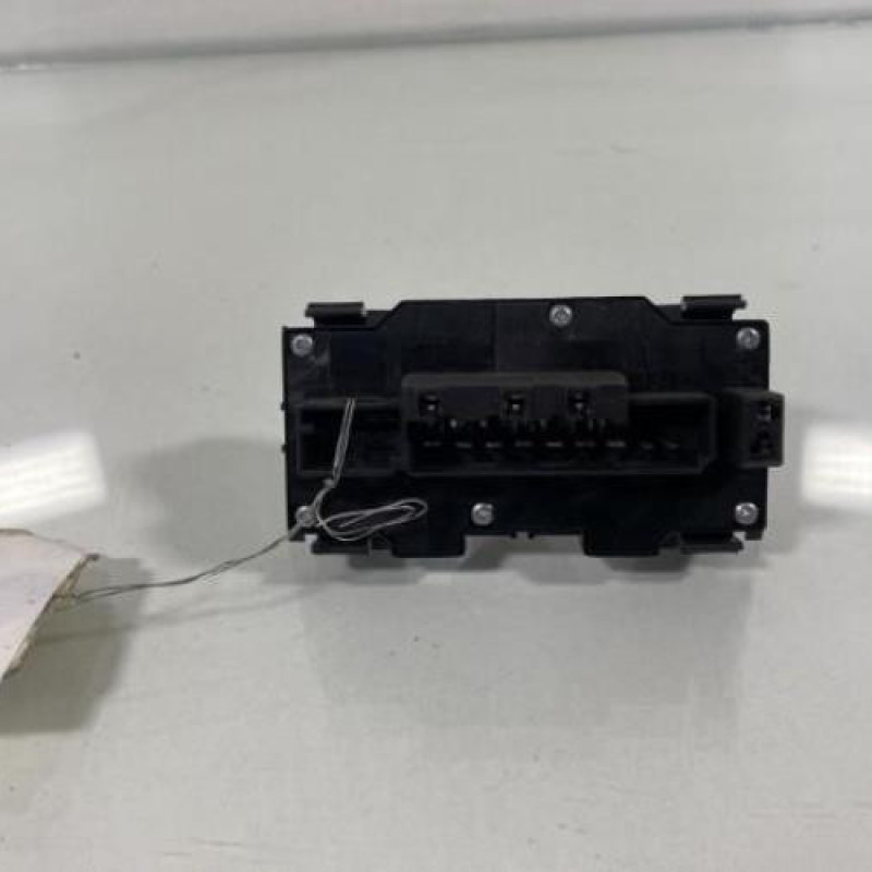 Bouton de warning MERCEDES CLASSE E 210 Photo n°3