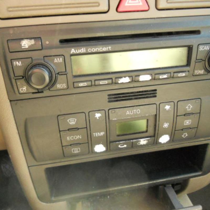 Porte avant droit AUDI A2 Photo n°10