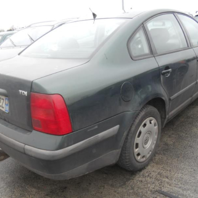 Retroviseur droit VOLKSWAGEN PASSAT 4 Photo n°6