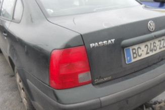 Retroviseur droit VOLKSWAGEN PASSAT 4