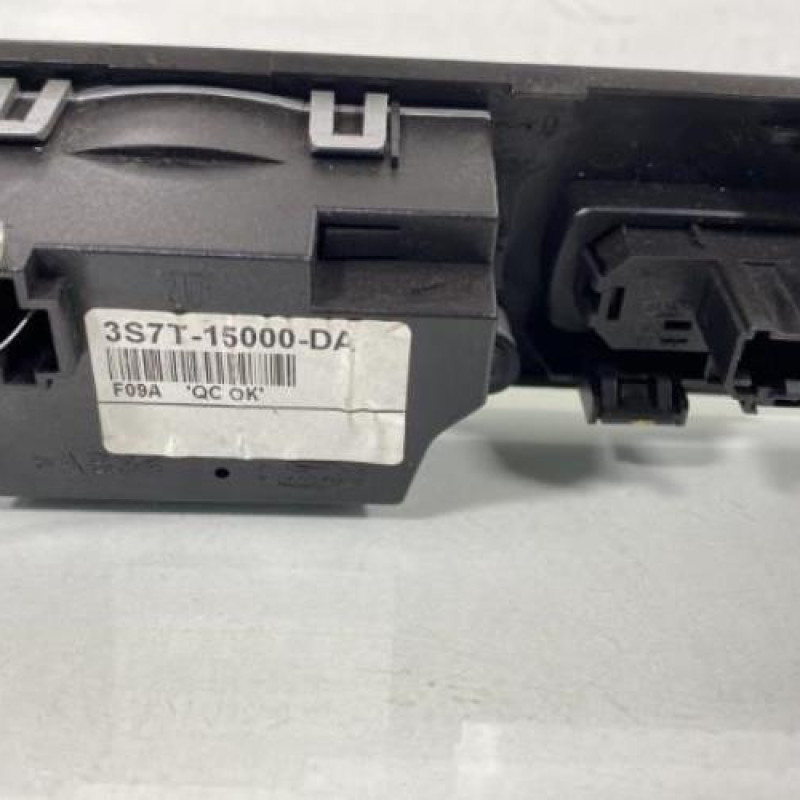 Bouton de warning FORD MONDEO 2 Photo n°3