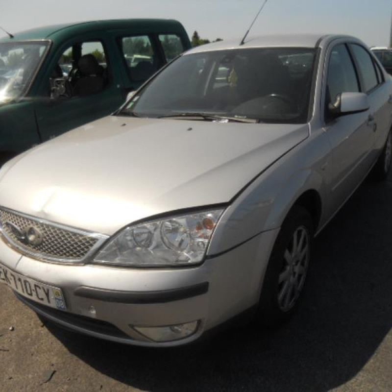 Plage arriere FORD MONDEO 2 Photo n°3